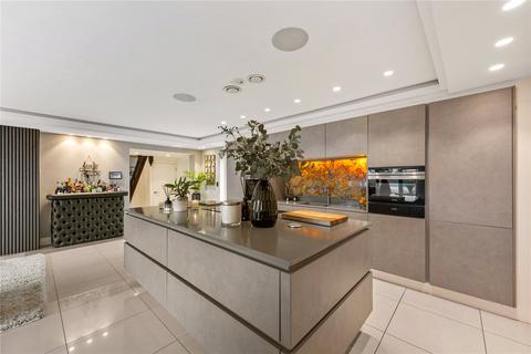4 bedroom detached house for sale, Newcastle Road, Balterley, CW2