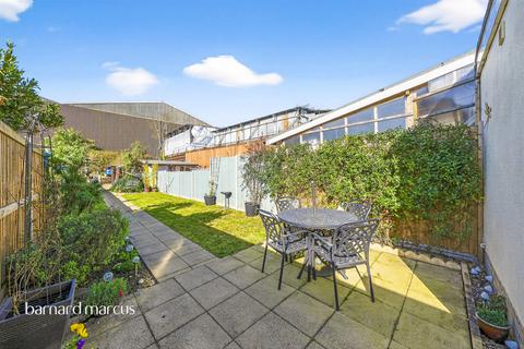 undefined, Therapia Lane, Croydon