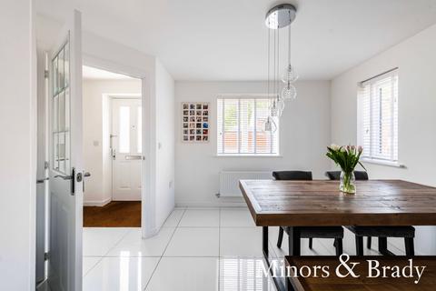 3 bedroom semi-detached house for sale, Bolton Road, Sprowston