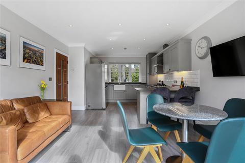 undefined, Midway, Walton-On-Thames, KT12