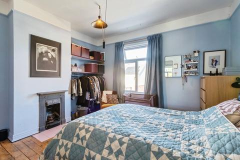 undefined, Newton Avenue, Wakefield WF1