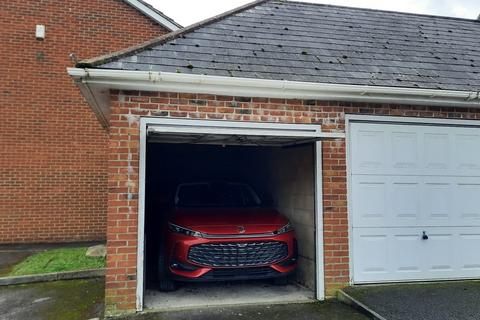 undefined, PAXTON ROAD, FAREHAM - GARAGE.
