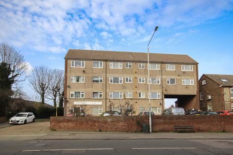 2 bedroom flat for sale, Hollybank Hill, ME10