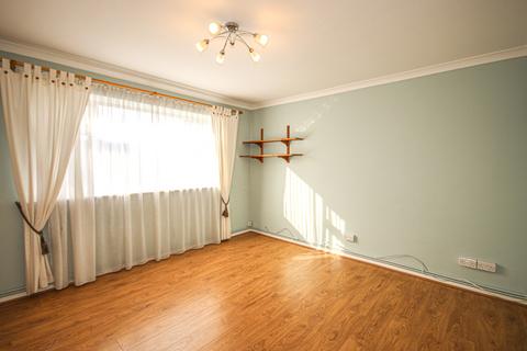 2 bedroom flat for sale, Hollybank Hill, ME10