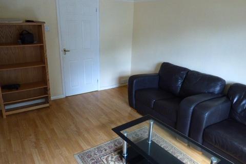 undefined, Luton LU4