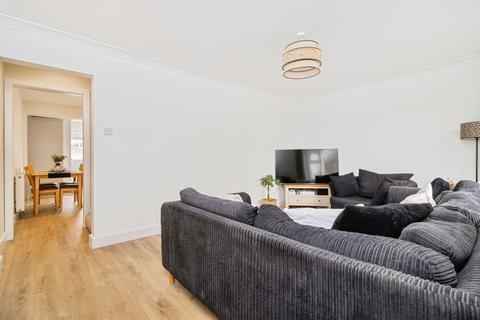 3 bedroom terraced house for sale, Waterleat Avenue, Paignton
