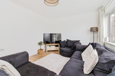 3 bedroom terraced house for sale, Waterleat Avenue, Paignton