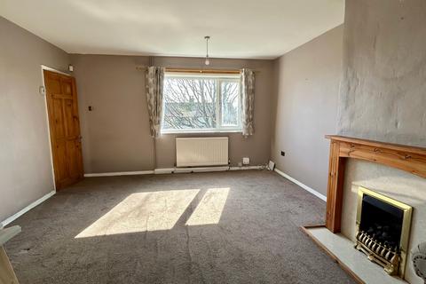 3 bedroom semi-detached house for sale, Whin Knoll Avenue, Keighley, BD21