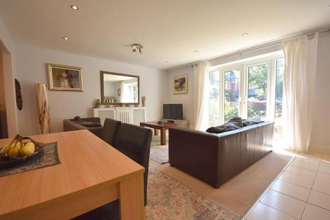 undefined, 44b Victoria Road, Penarth, CF64 3HY