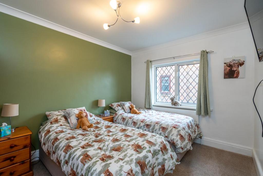 Bedroom 3.jpg