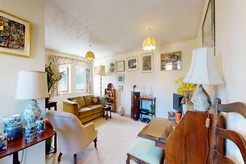 2 bedroom flat for sale, Welland Mews, Stamford