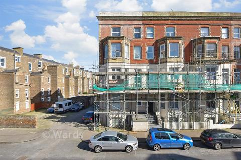 2 bedroom flat for sale, Julian Court, Margate CT9