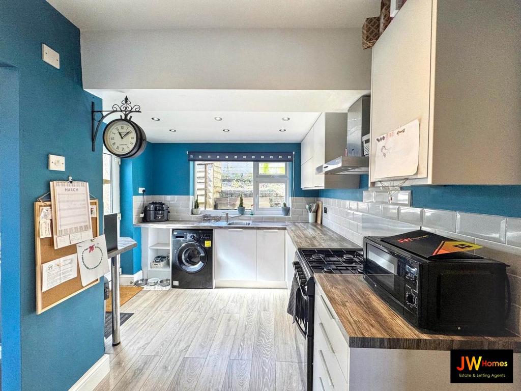Kitchen (28)