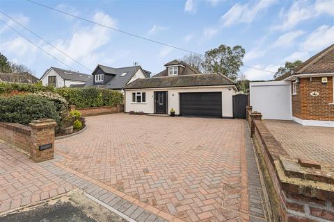4 bedroom detached house for sale, Hazel Road, Park Street, St. Albans