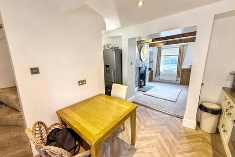 2 bedroom terraced house for sale, St. Johns Street, Silsden