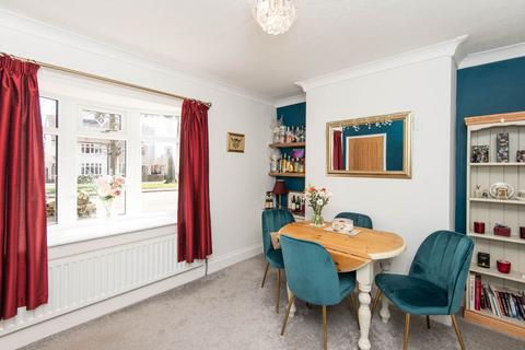 3 bedroom semi-detached house for sale, Highfield Avenue, Chesterfield S41