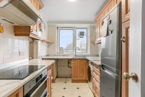 2 bedroom flat for sale, Queens Gardens, Hove, BN3