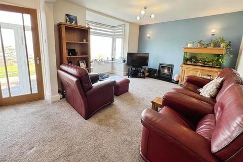 4 bedroom detached bungalow for sale, Gaisby Lane, Shipley BD18