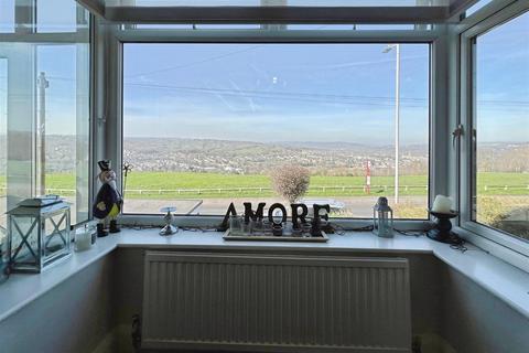 4 bedroom detached bungalow for sale, Gaisby Lane, Shipley BD18