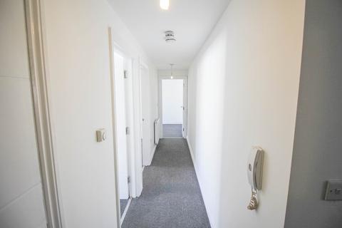 undefined, Weston-super-Mare*Centrally Located*20 ` x 16` Open Plan Living Area*Two Double Bedrooms*