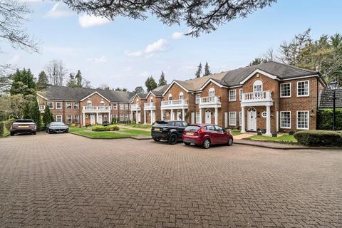 4 bedroom end of terrace house for sale, Shenstone Park,  London Road,  Ascot,  SL5