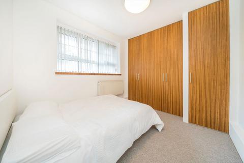 undefined, Reardon Street, London E1W