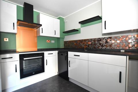 2 bedroom house to rent, Hetton Drive, Clay Cross, Chesterfield