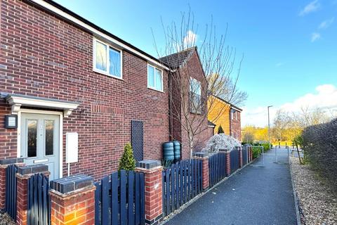 2 bedroom house to rent, Hetton Drive, Clay Cross, Chesterfield