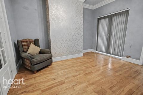 2 bedroom terraced house for sale, Bentley Road, Doncaster