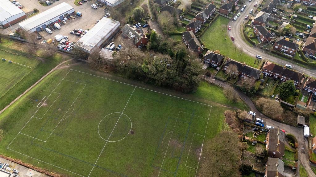 Drone of Plot