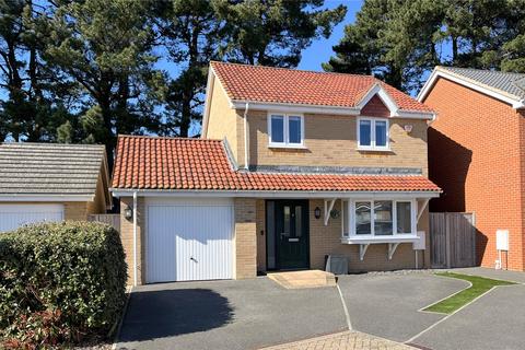 3 bedroom detached house for sale, Elderflower Close, Highcliffe, Christchurch, Dorset, BH23