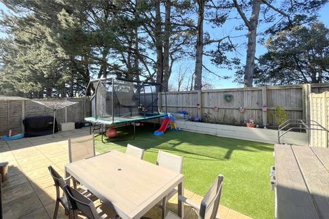3 bedroom detached house for sale, Elderflower Close, Highcliffe, Christchurch, Dorset, BH23