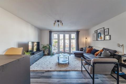 2 bedroom flat for sale, Yardley Wood Road, Birmingham