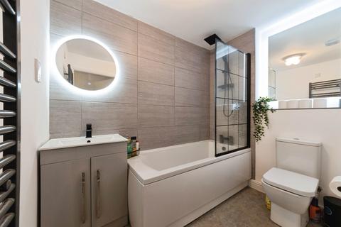 2 bedroom flat for sale, Yardley Wood Road, Birmingham