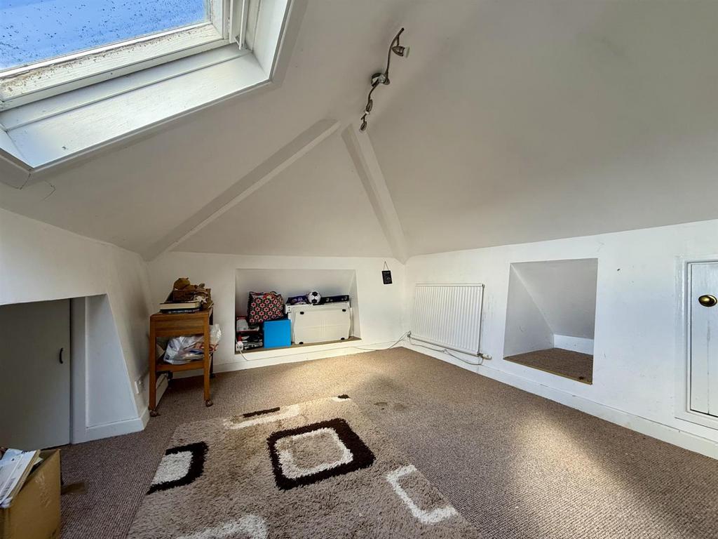 Loft Room.jpg