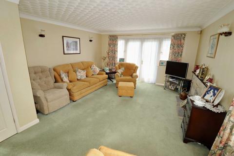 4 bedroom detached house for sale, St Catherines Road, Hayling Island