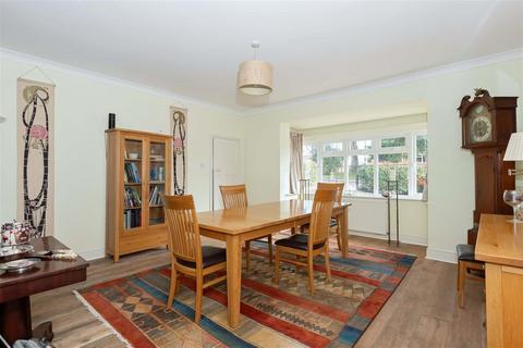 4 bedroom detached house for sale, Salvington Hill, Worthing