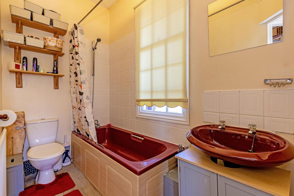 Ensuite