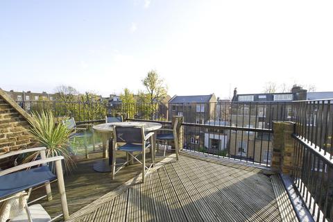 2 bedroom flat to rent, Oxford Gardens, London, UK, W10