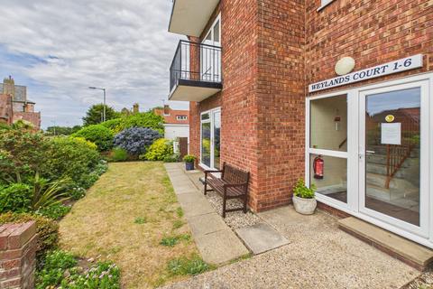 2 bedroom apartment for sale, Overstrand Road, Cromer, NR27