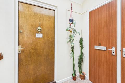 2 bedroom apartment for sale, Overstrand Road, Cromer, NR27