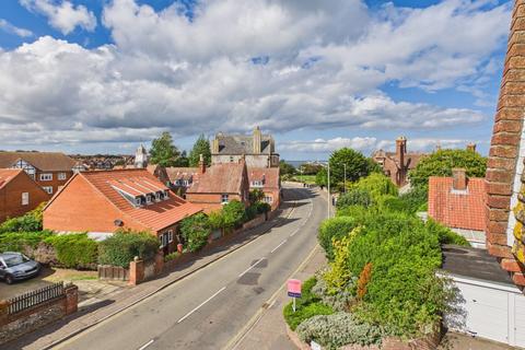 2 bedroom apartment for sale, Overstrand Road, Cromer, NR27