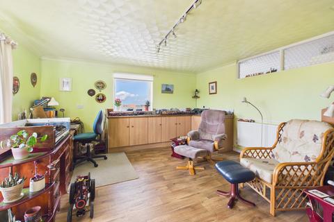 2 bedroom apartment for sale, Overstrand Road, Cromer, NR27