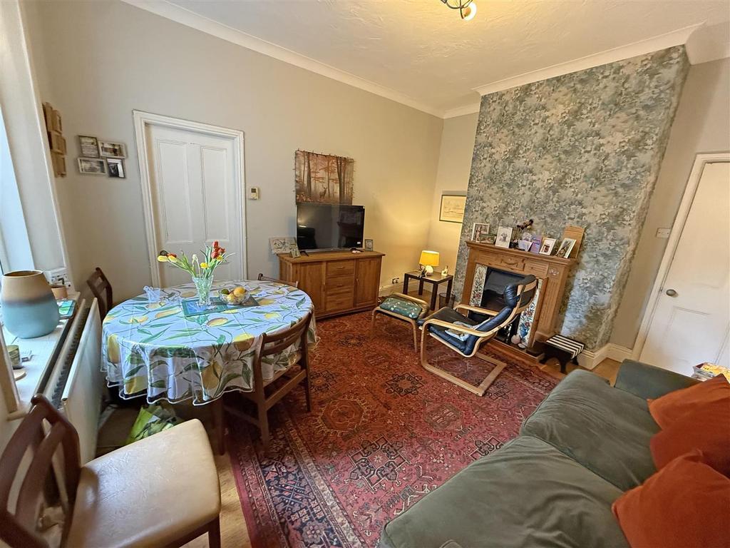 Living room A2.jpg