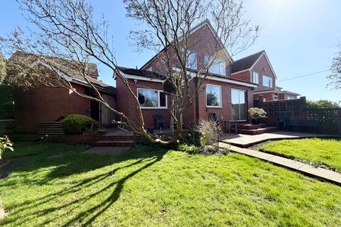 undefined, Corbyns Close, Brierley Hill DY5