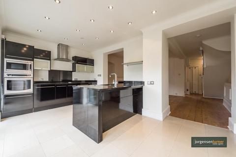 4 bedroom house to rent, Milfoil Street, Shepherds Bush, W12