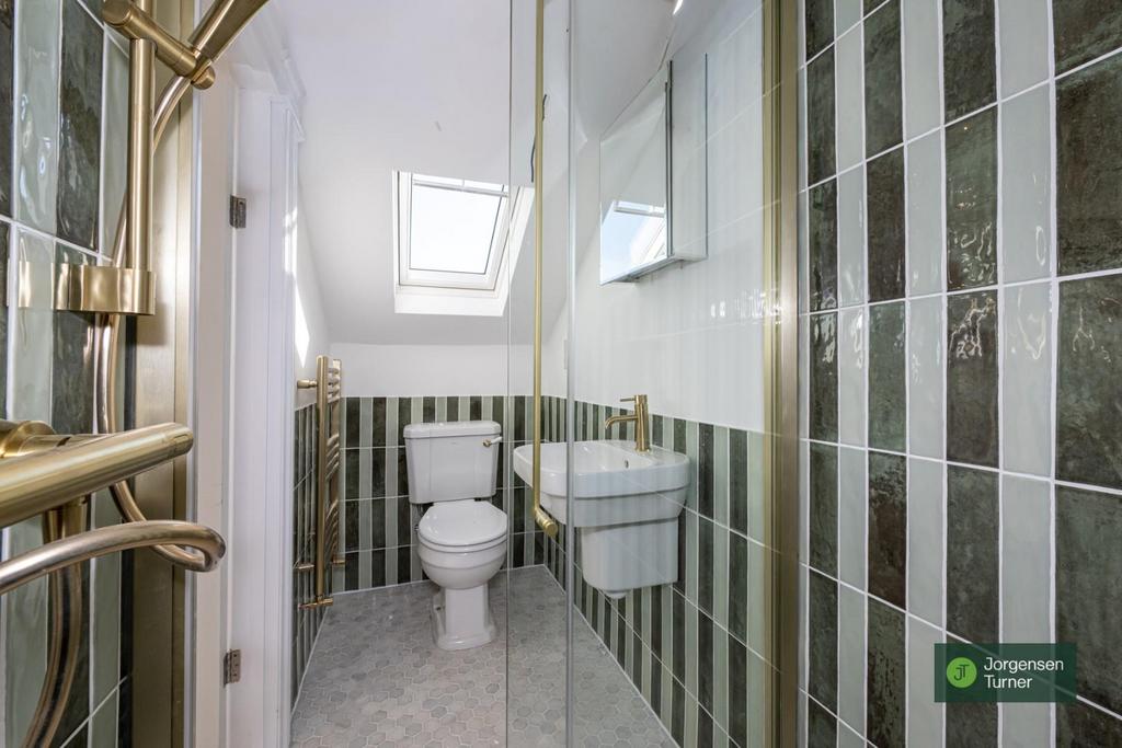 Loft en-suite