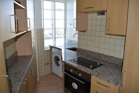 Studio to rent, Furze Croft, Furze Hill, Hove, BN3 1PD.