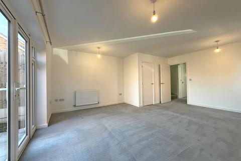 3 bedroom semi-detached house for sale, Dymond Drive, The Spinney, Shrewsbury