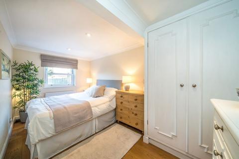 2 bedroom flat for sale, Veronica Road, London SW17